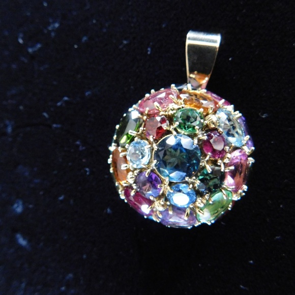 14 Karat Gold Pendant w/ multi colored stones!